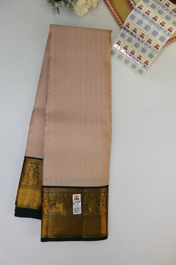 Divine Cream Pure Kanjipuram Saree