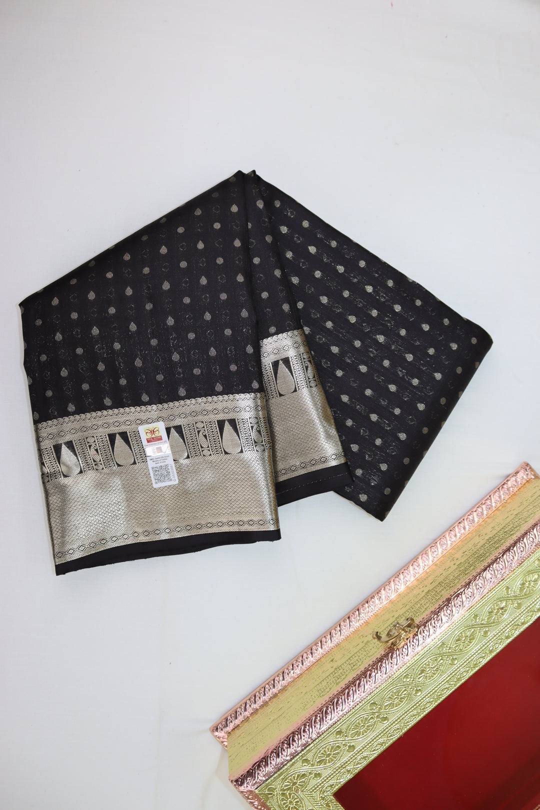 Royal Black Pure Kanjipuram Saree