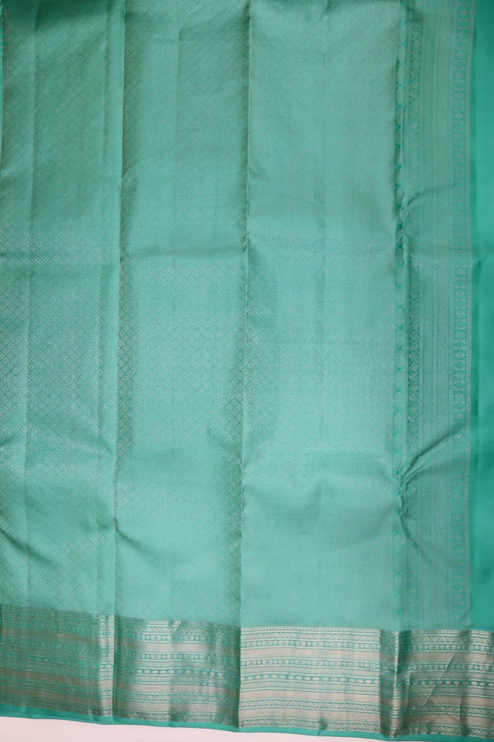 CaptivatingLight Green Pure Kanjipuram Saree