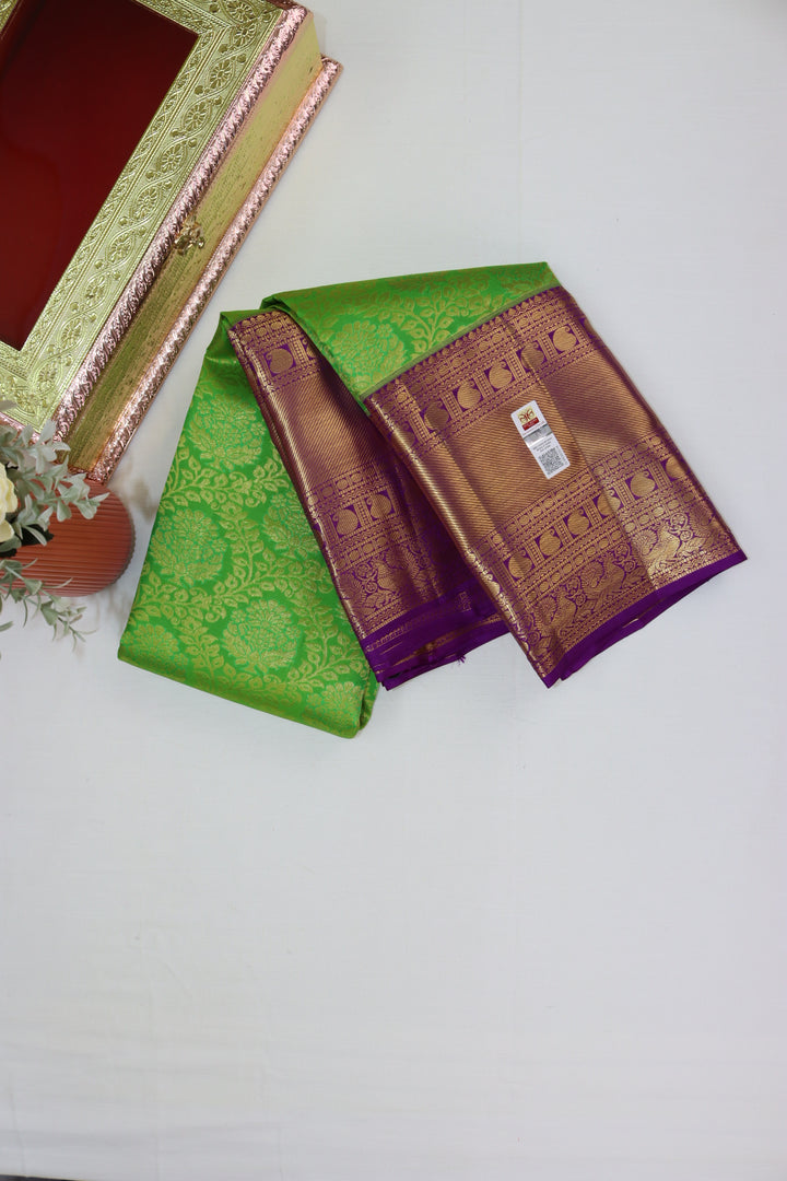 Mesmerizing Green Pure Kanjipuram Saree