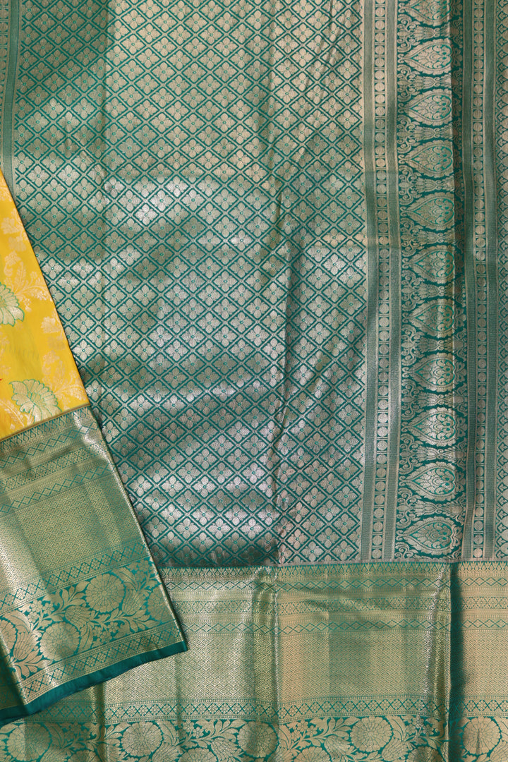 Mesmerizing Yellow Kanjipuram Saree