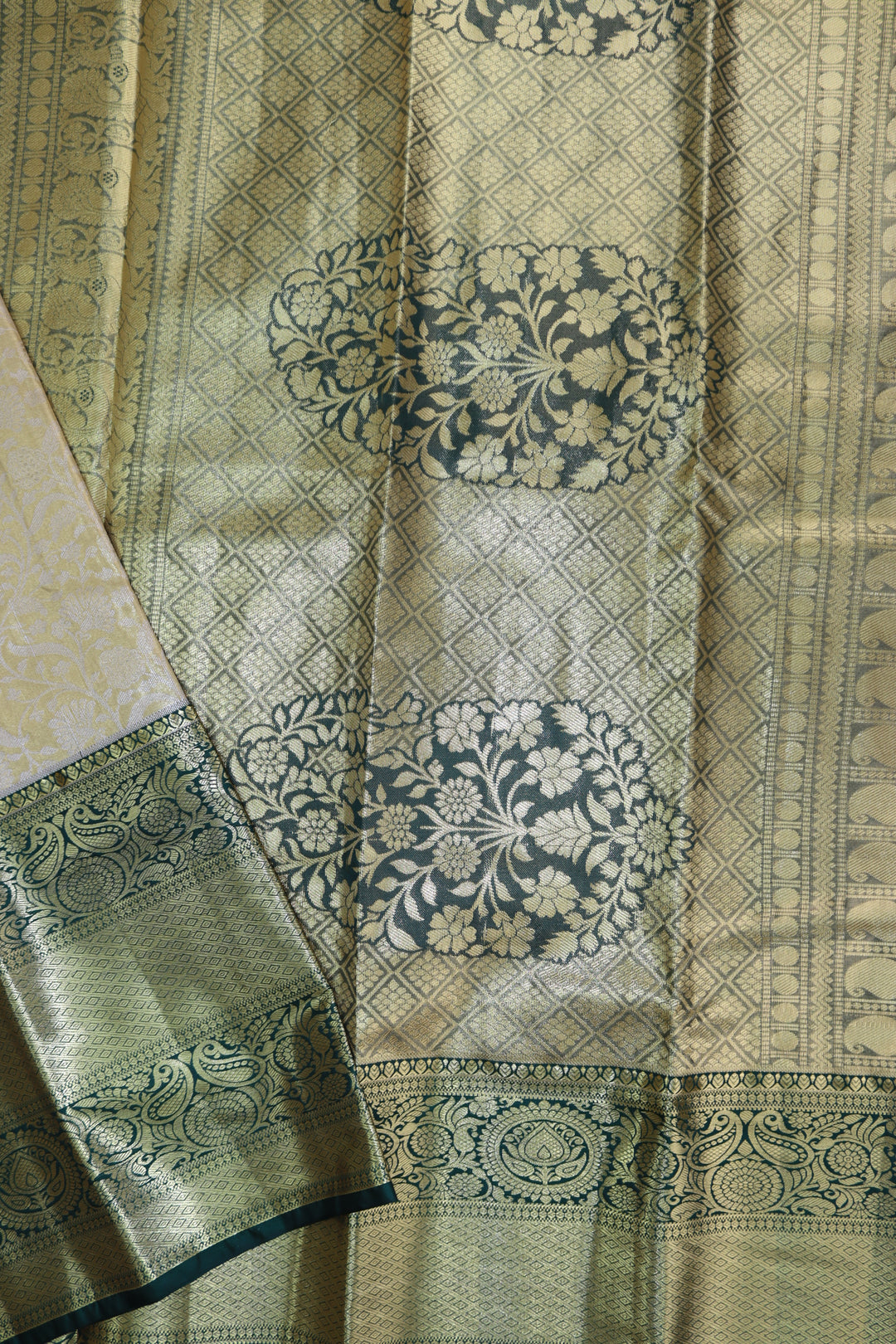 Exquisite Light Yellow Kanjipuram Saree