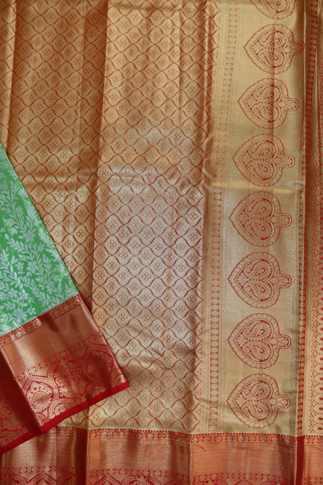 Divine Pastel Green Kanjipuram Saree