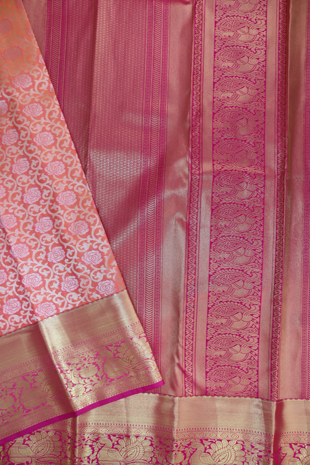 Exquisite Coral PInk Kanjipuram Saree