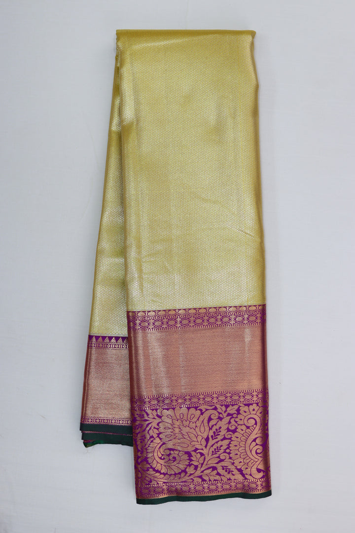 Enchanting Gold Kanjipuram Saree