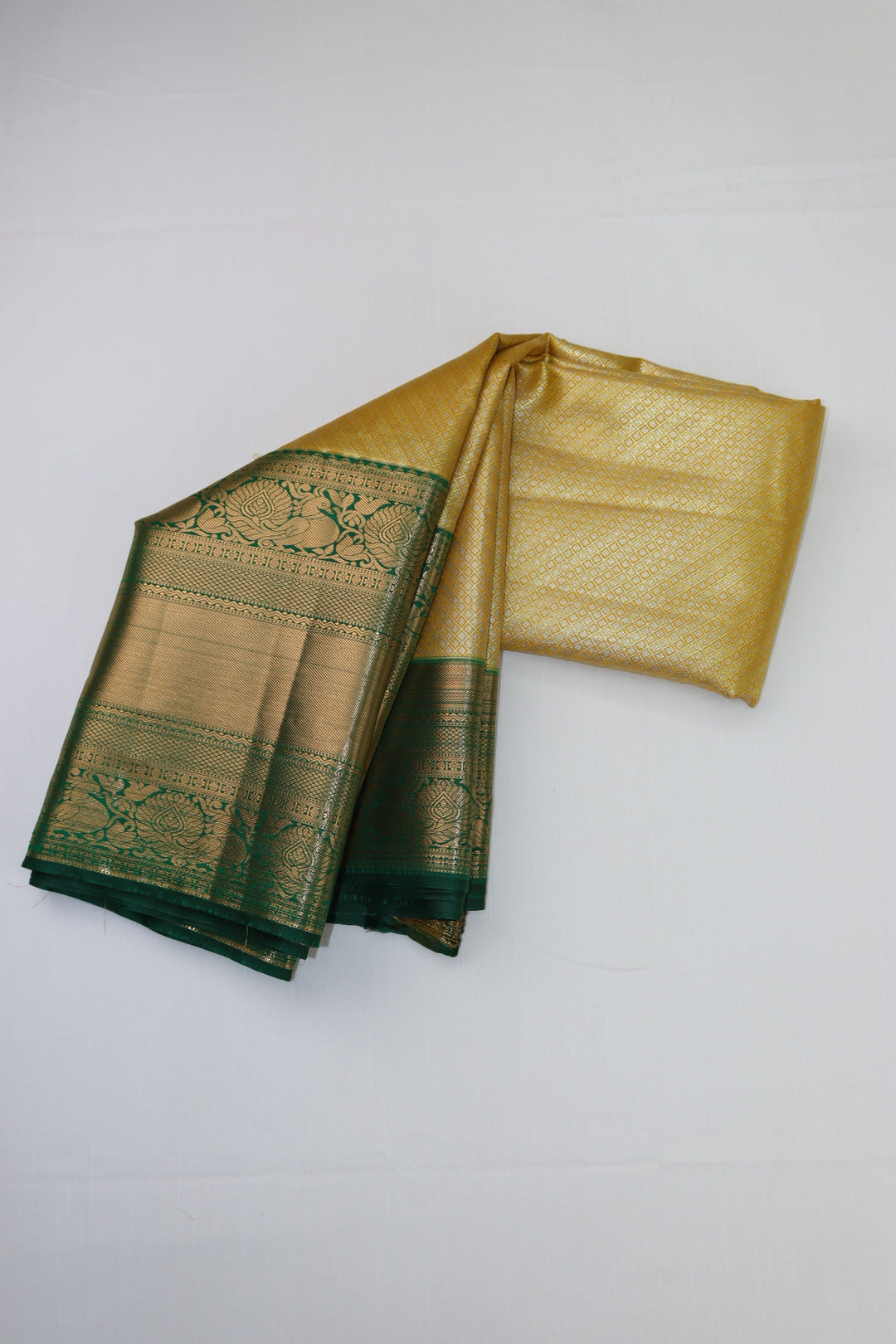 Stunning Cream Kanjipuram Saree