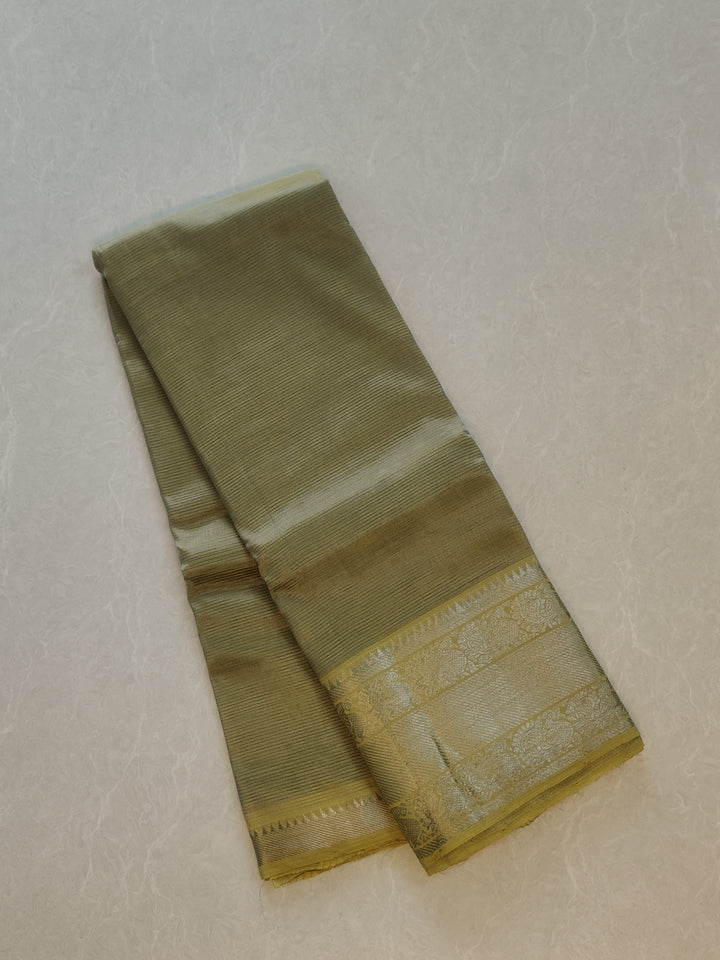 Traditional Fresh Green Mangalagiri Pattu Saree