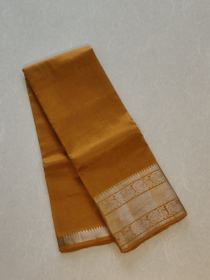 Traditional Temple Orange Mangalagiri Pattu Saree