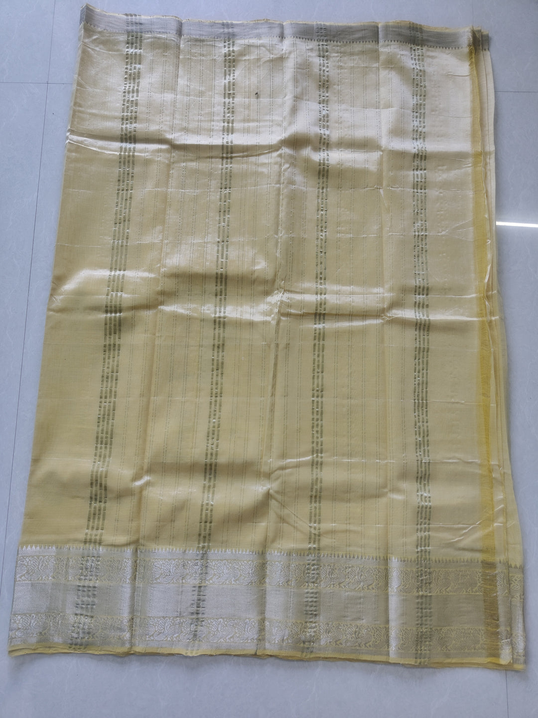 Traditional Yellow Mangalagiri Pattu Saree