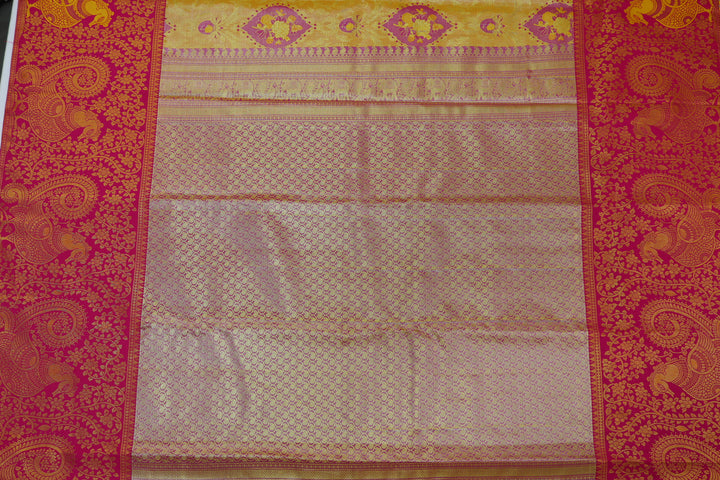 Capivating Yellow Kanjipuram Saree