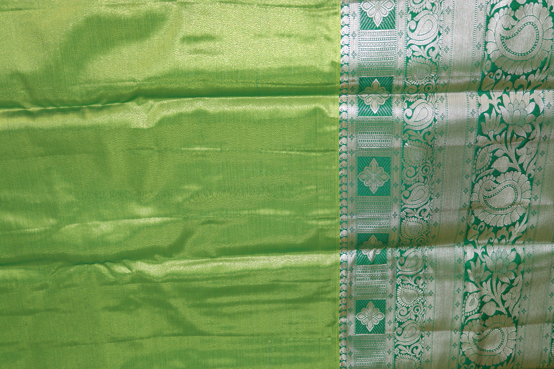 Graceful Green Kanjipuram Saree