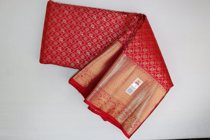 Graceful Red Kanjipuram Saree