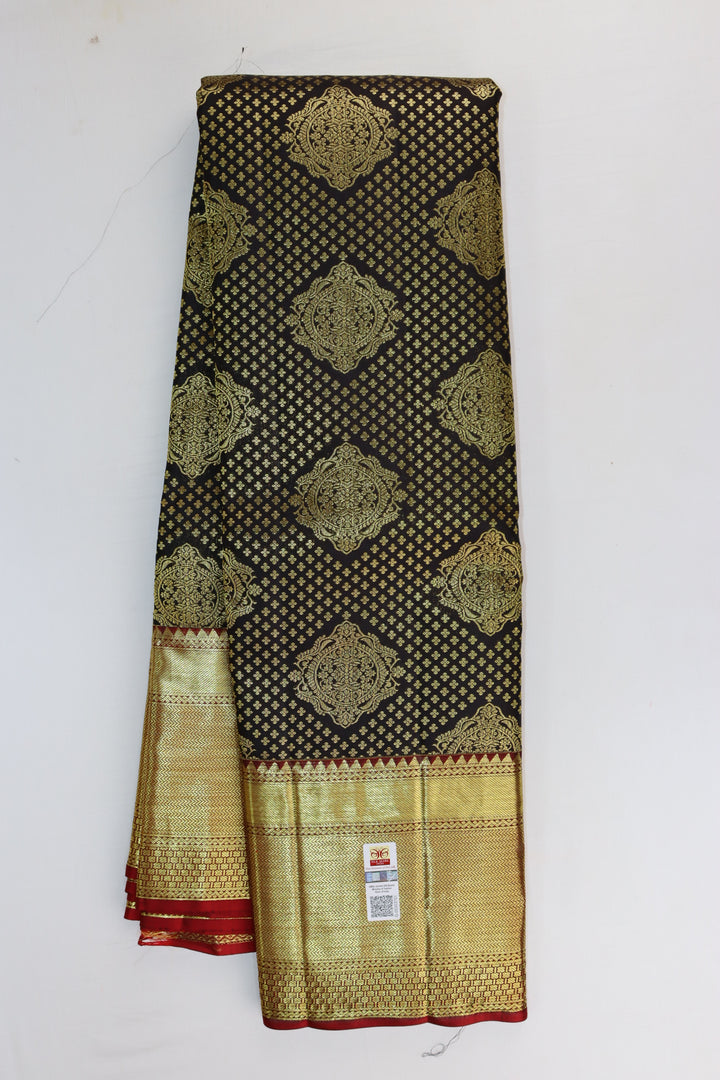 Elegant Black Kanjipuram Saree