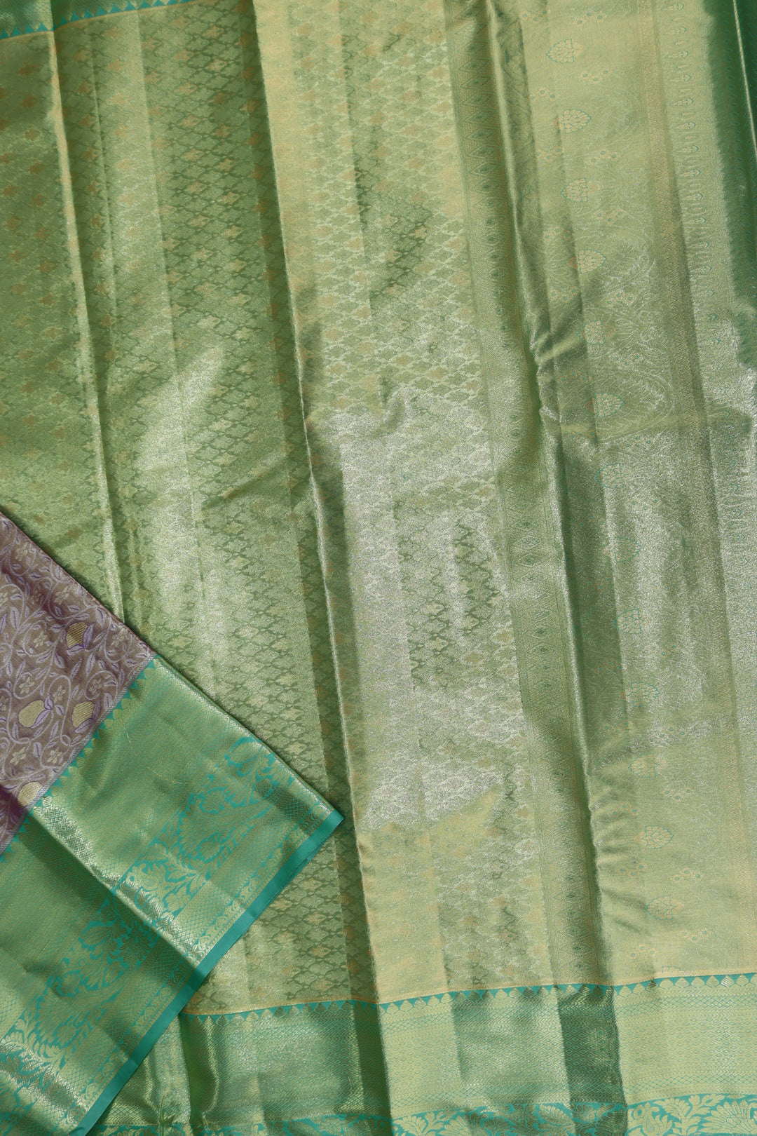 Lavish Light Lavender Kanjipuram Saree