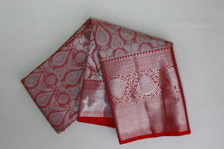 Trendy Pastel Red Kanjipuram Saree