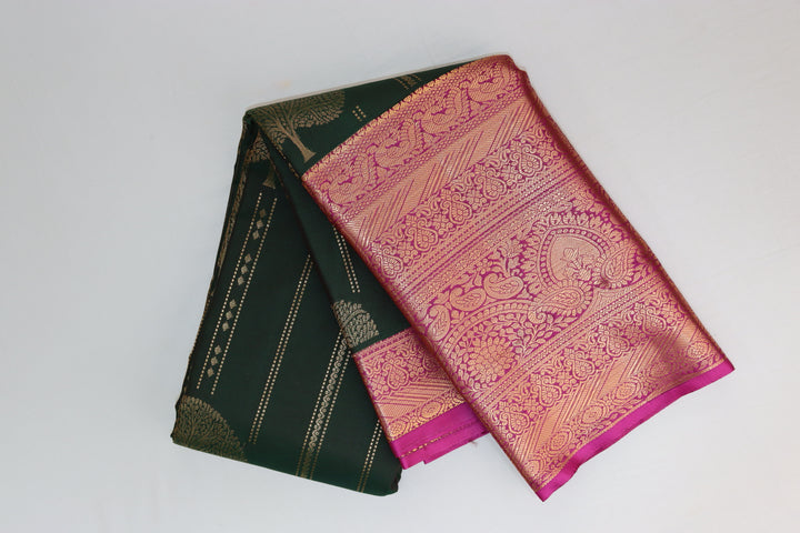 Elegant Dark Green Kanjipuram Saree