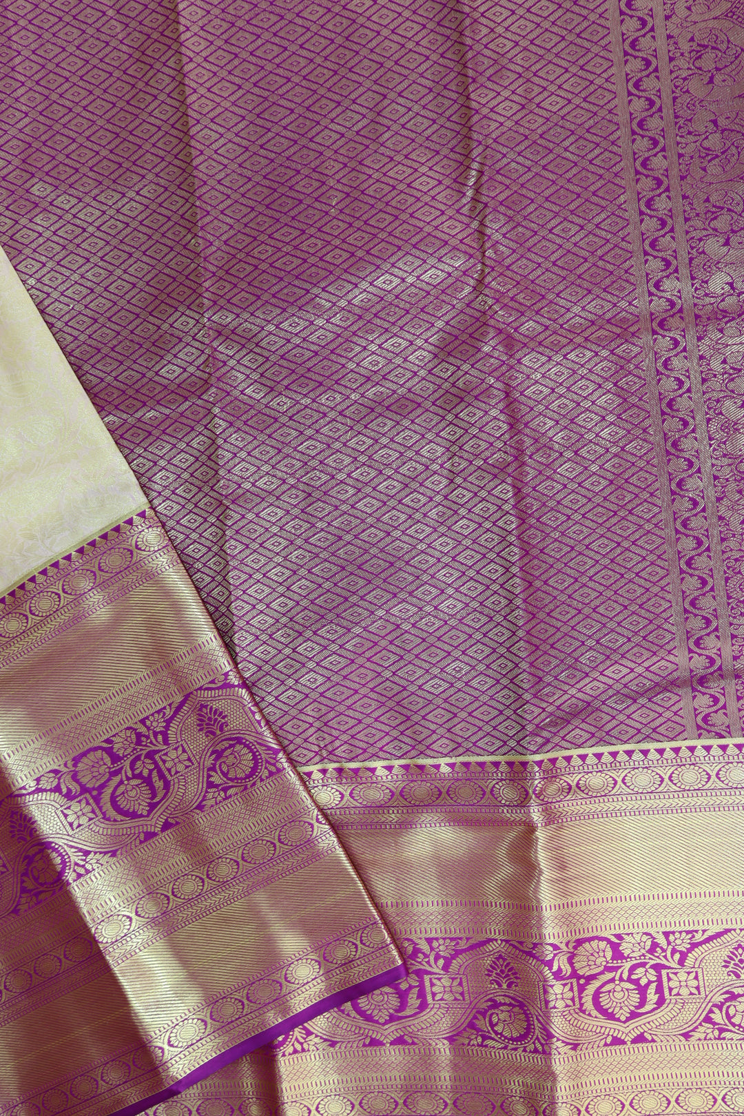 Opulent Cream Tissue Kanjipuram Saree