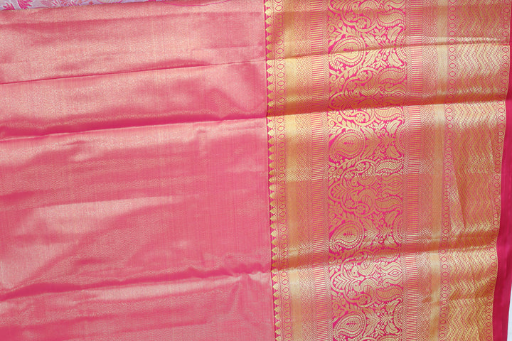 Captivating Coral Pink Kanjipuram Saree