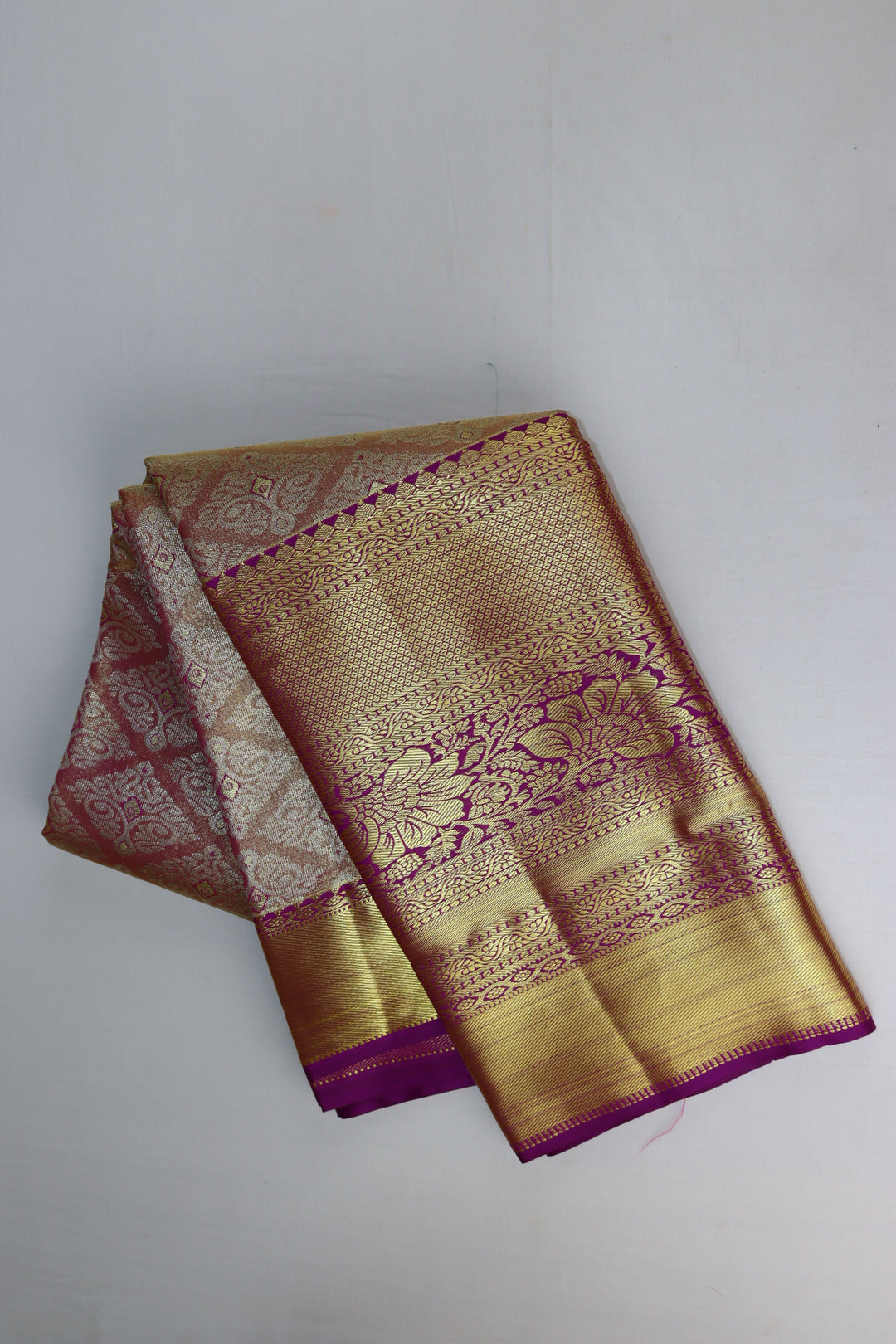 Lavish Coral PInk Tissue Kanjipuram Saree