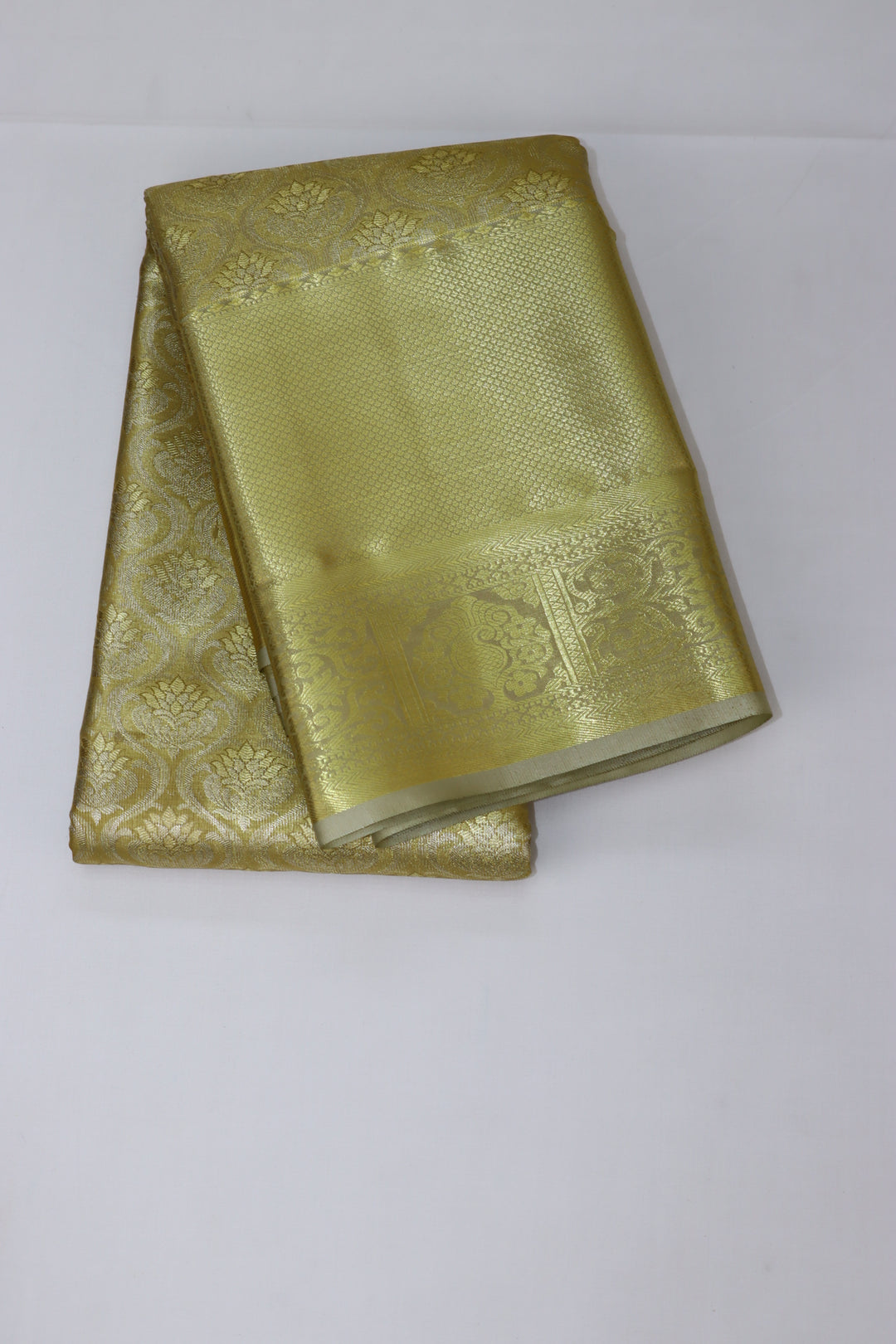 Luxurious Gold Kanjipuram Saree