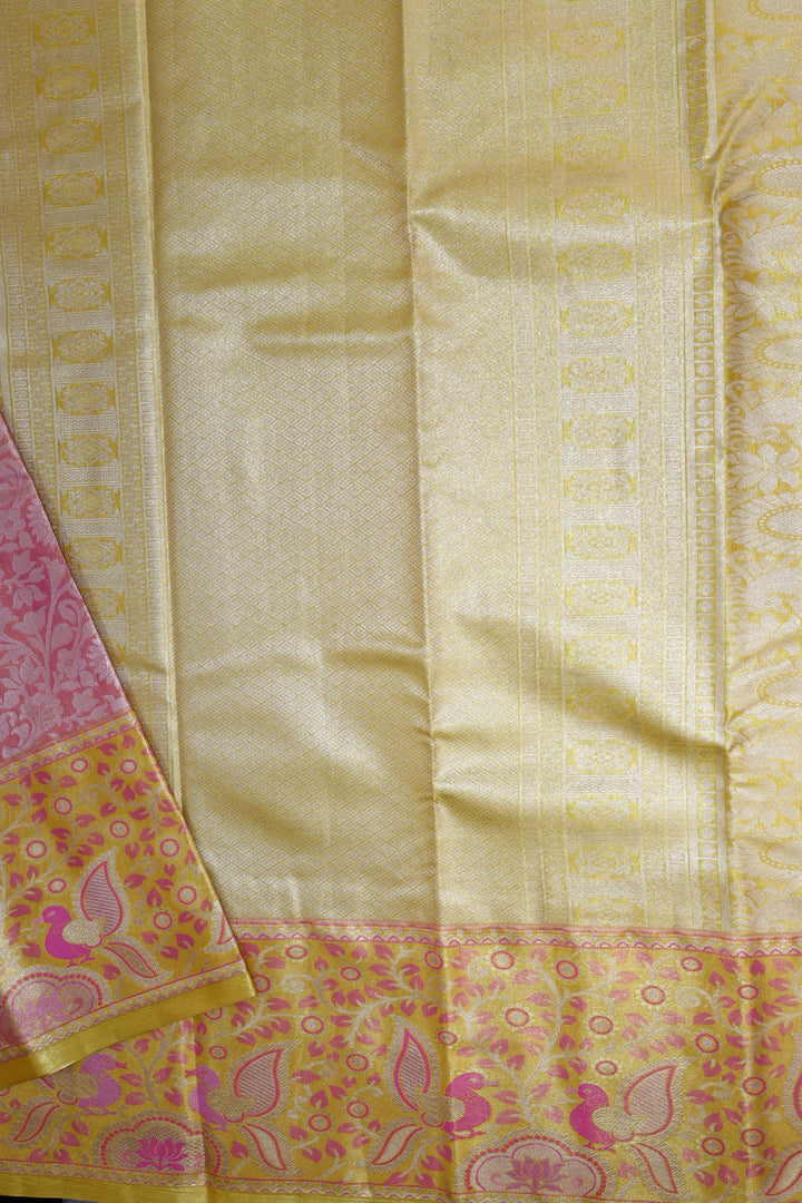 Graceful Peach Kanjipuram Saree