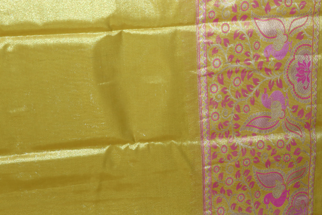 Graceful Peach Kanjipuram Saree