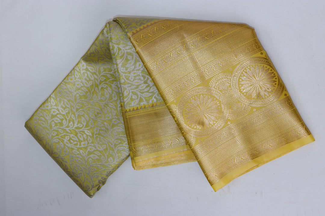 Amazing Gold Kanjipuram Saree