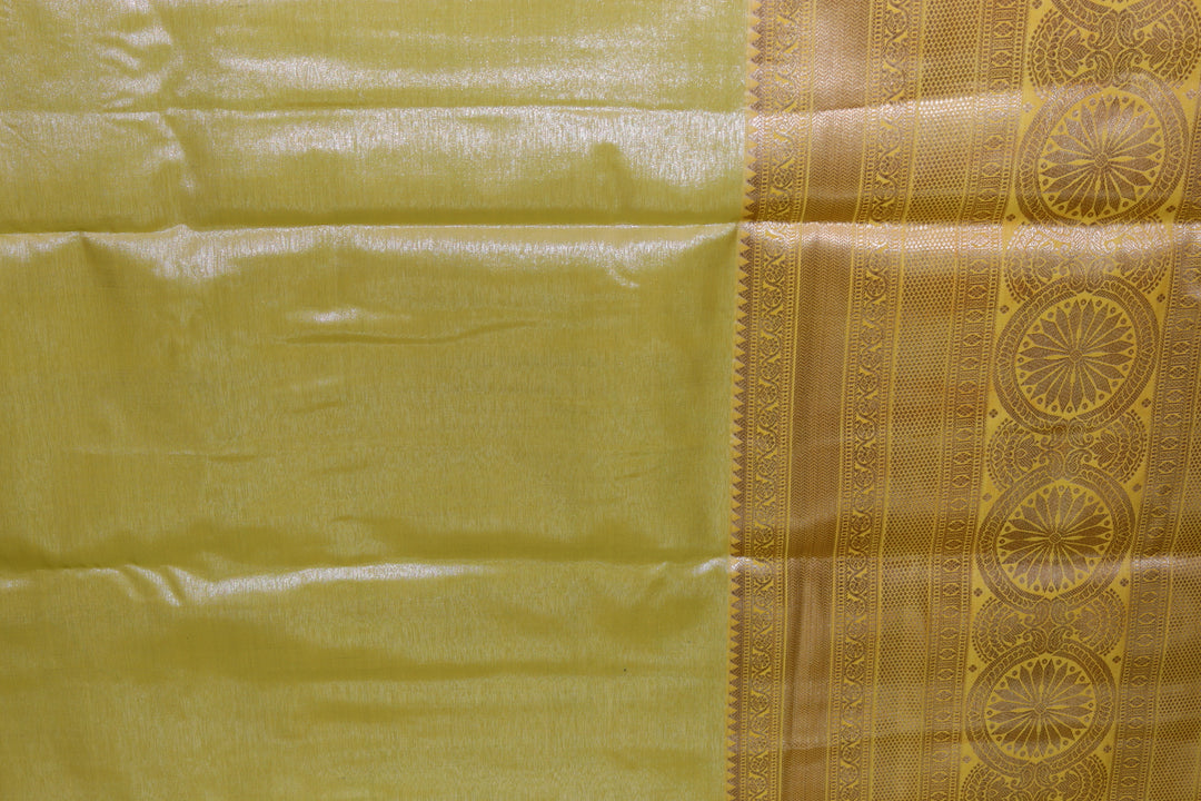 Amazing Gold Kanjipuram Saree