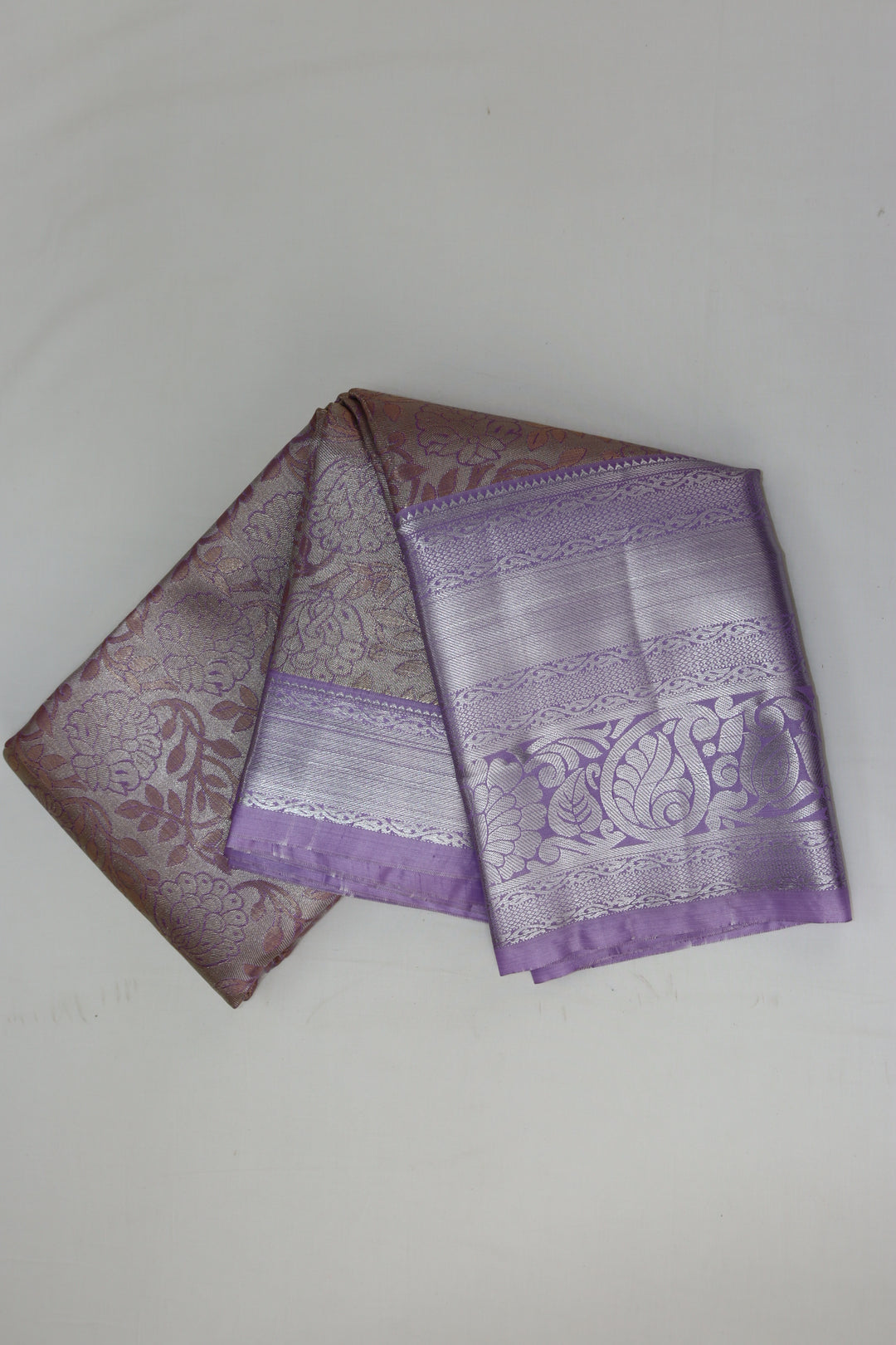 Beautiful Pastel Violet Kanjipuram Saree