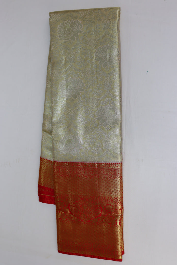 Graceful Cream Kanjipuram Saree